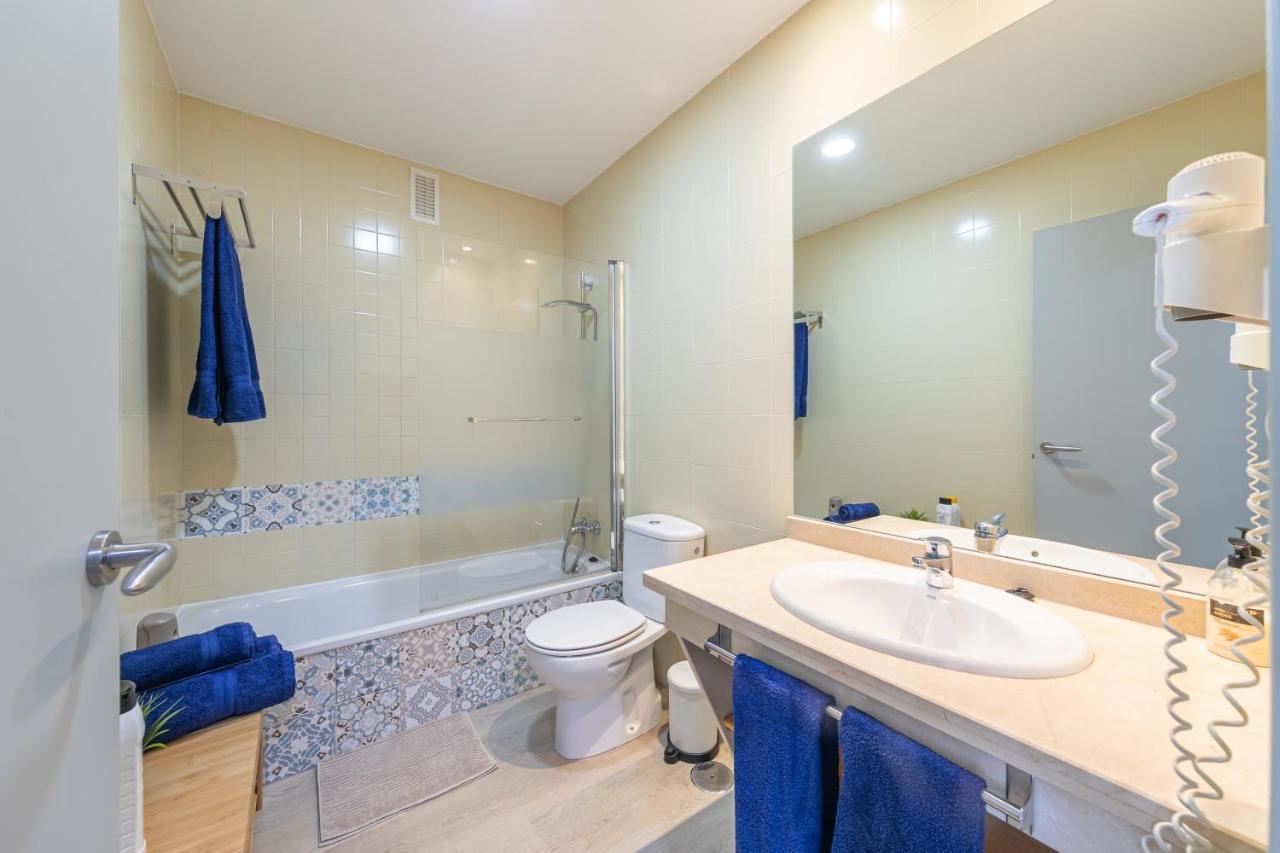 Apartment With Free Parking And Pool Bormujos Exterior foto